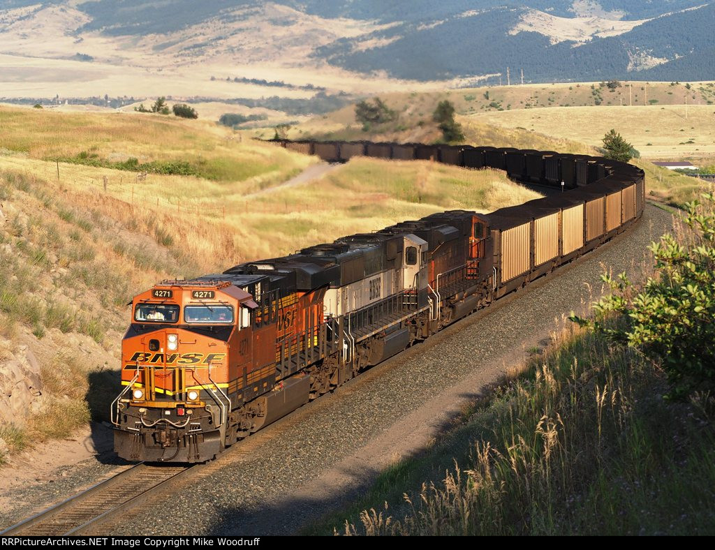 BNSF 4271